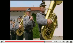 Das Gebirgsmusikkorps spielt den Kaiserjägermarsch